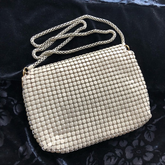 Vintage Glomesh wristlet - Picture 2 of 6